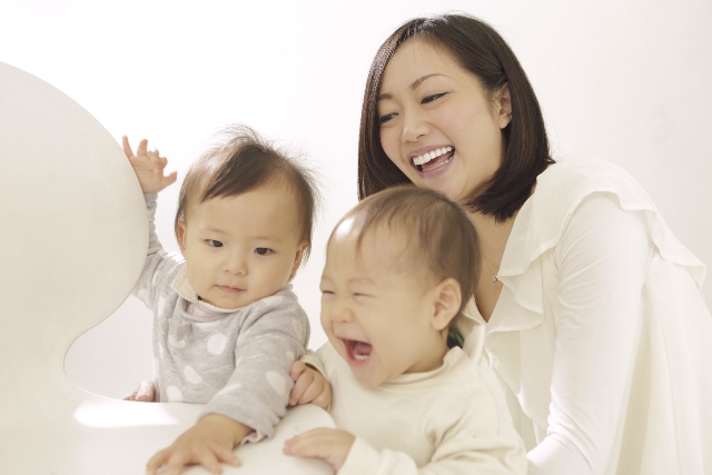 未婚の母の税金負担が軽減でも、寡婦控除は見送り!未婚母の生活はどう変わるのか?